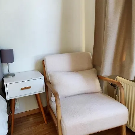 Cosy And Fully Equipped Near * Antwerpen